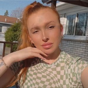 Meet your Posher, Amelly